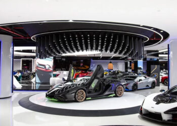 Luxury cars for sale in Dubai – Rolls-Royce, Bentley, and Mercedes-Maybach at Exotic Cars Dubai.