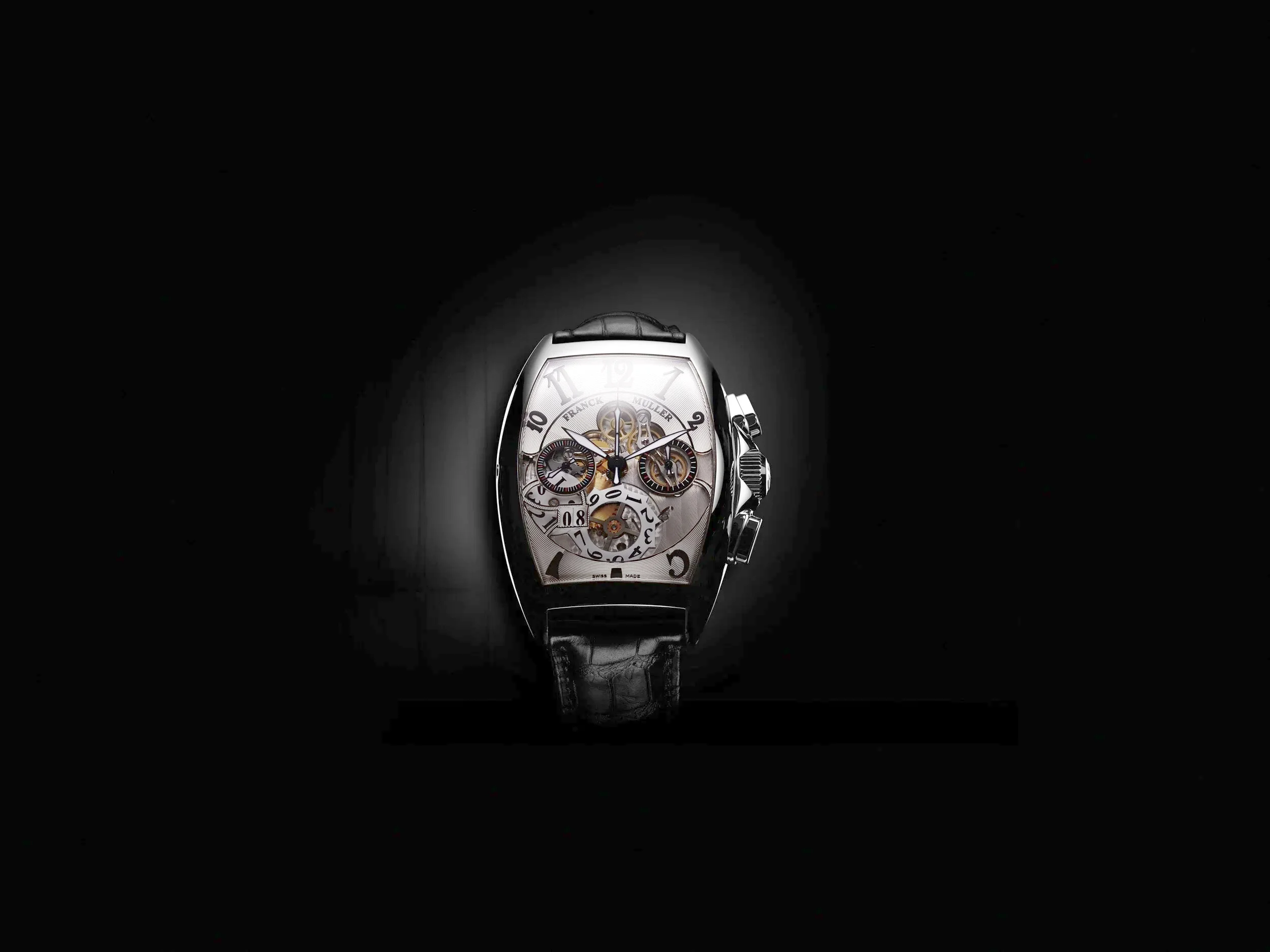 Franck Muller Cintrée Curvex, the signature tonneau-shaped case of the Geneva manufacture