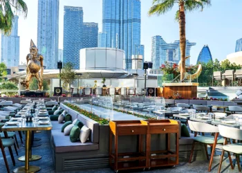 Million Dubai Gal Restaurant 2 1 Ultra-HDR Tandem OLED